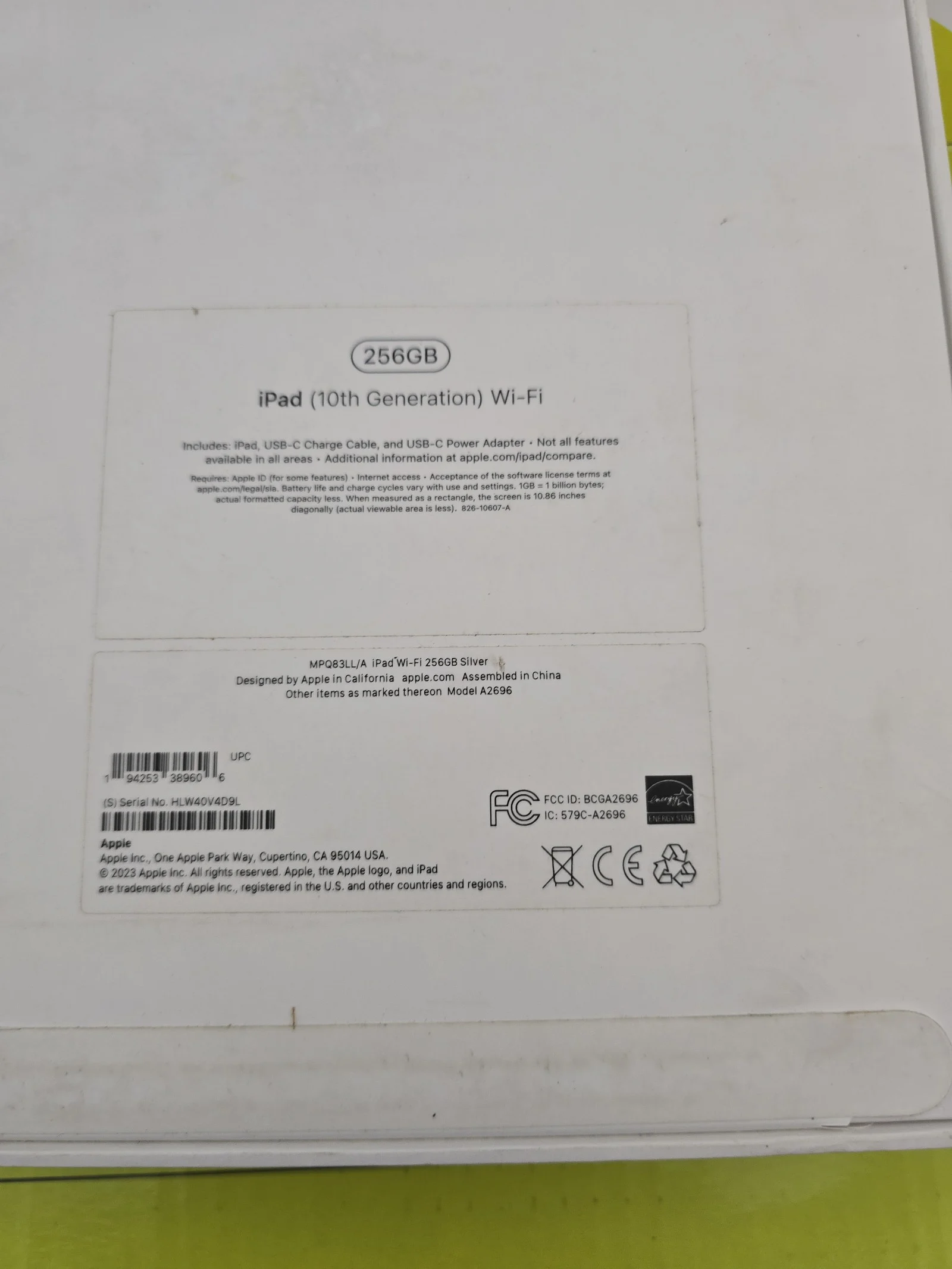 Apple iPad 10th Generation 256 GB in Silver