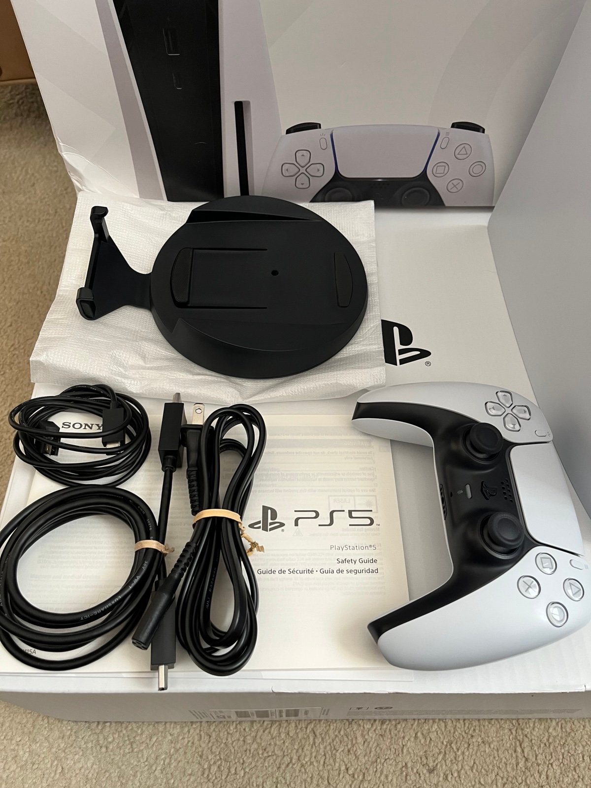 PlayStation 5 PS5 Console Disc Version in Box 5Z67