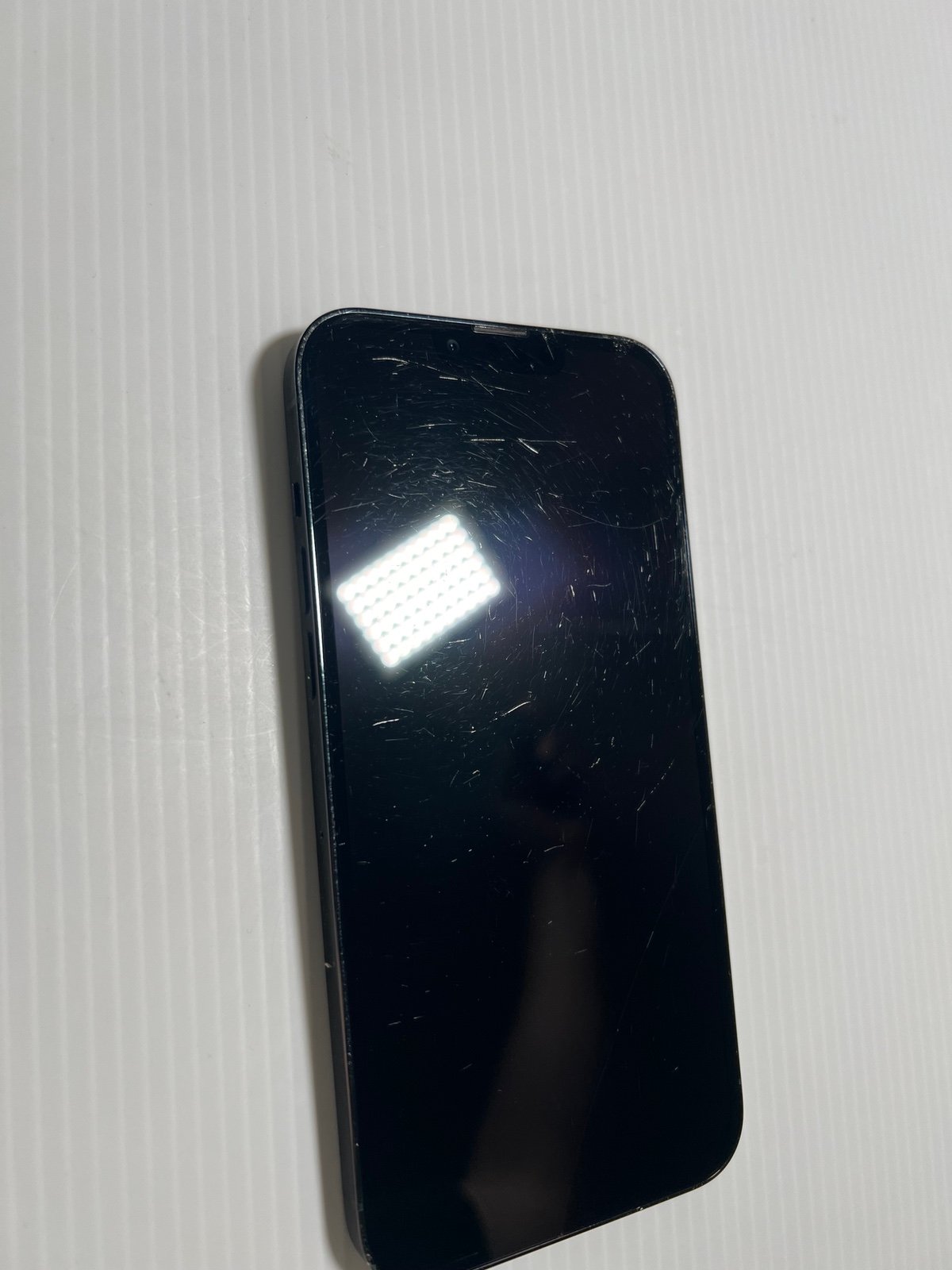 Apple iPhone 13 Pro Max 128 GB in Alpine Green - Unlocked - READ 1U72