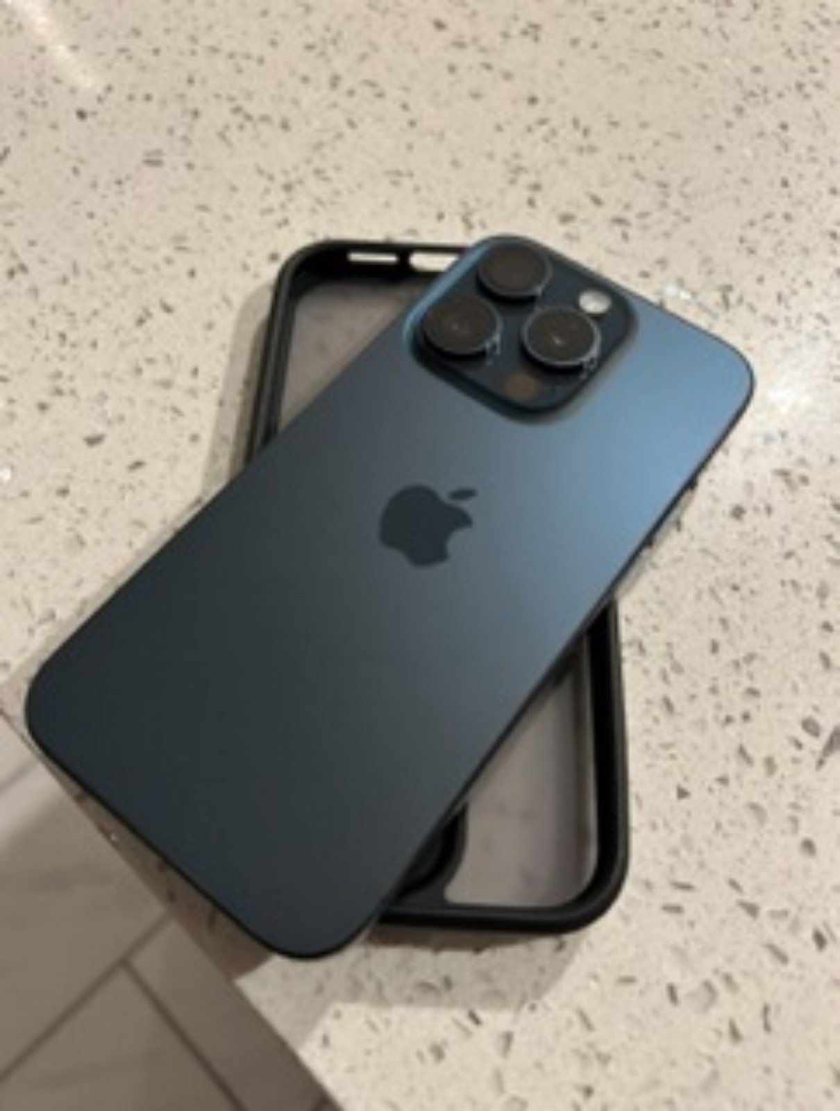 iPhone 15 Pro 1TB 9O82