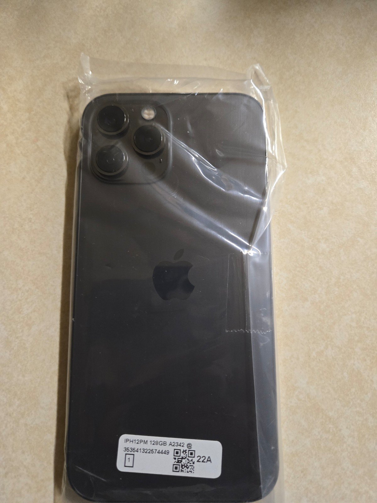 iphone 12 pro max unlocked 3P95