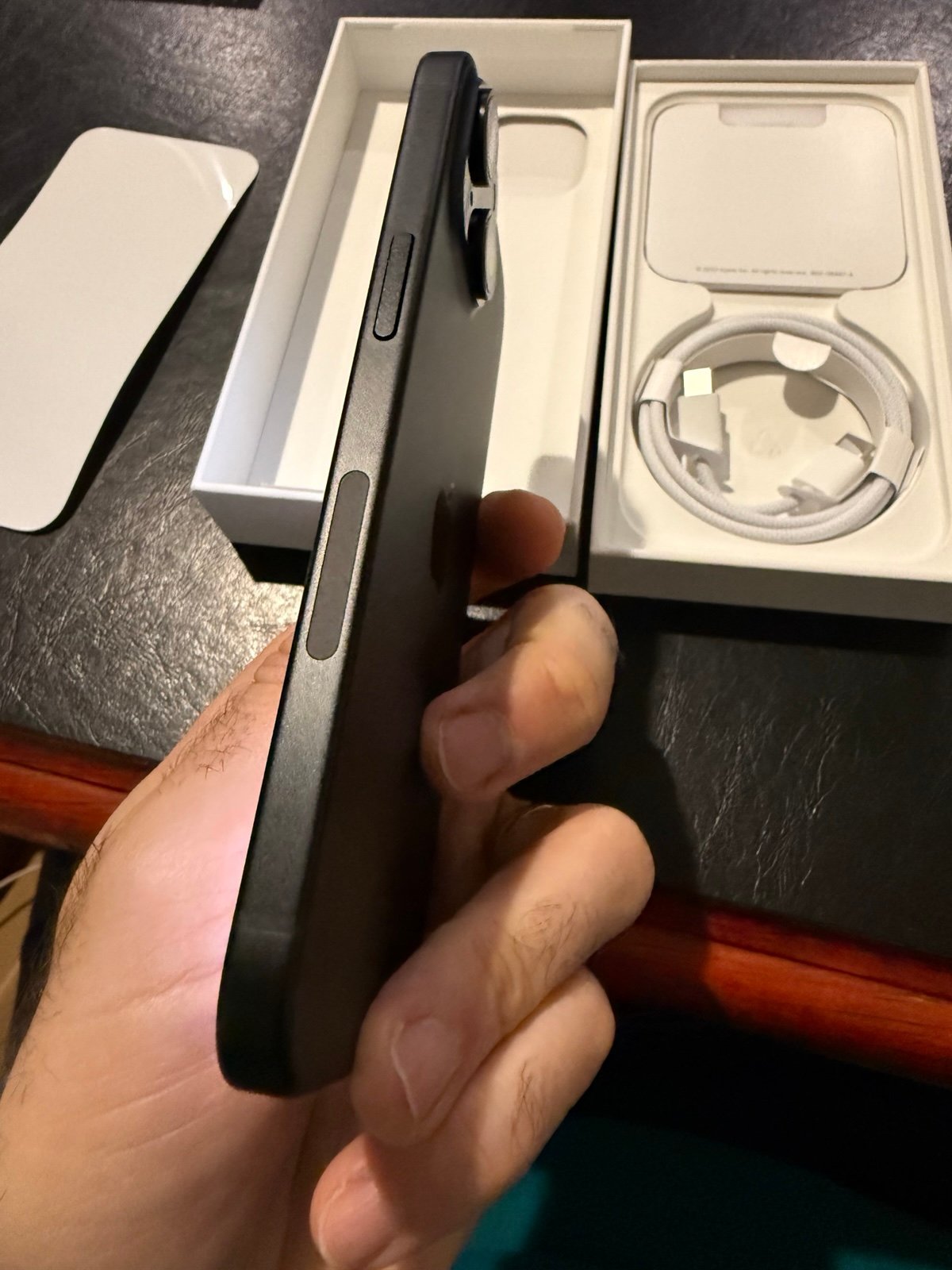 Apple iPhone 15 UNLOCKED 128GB *new**open box* 7X67