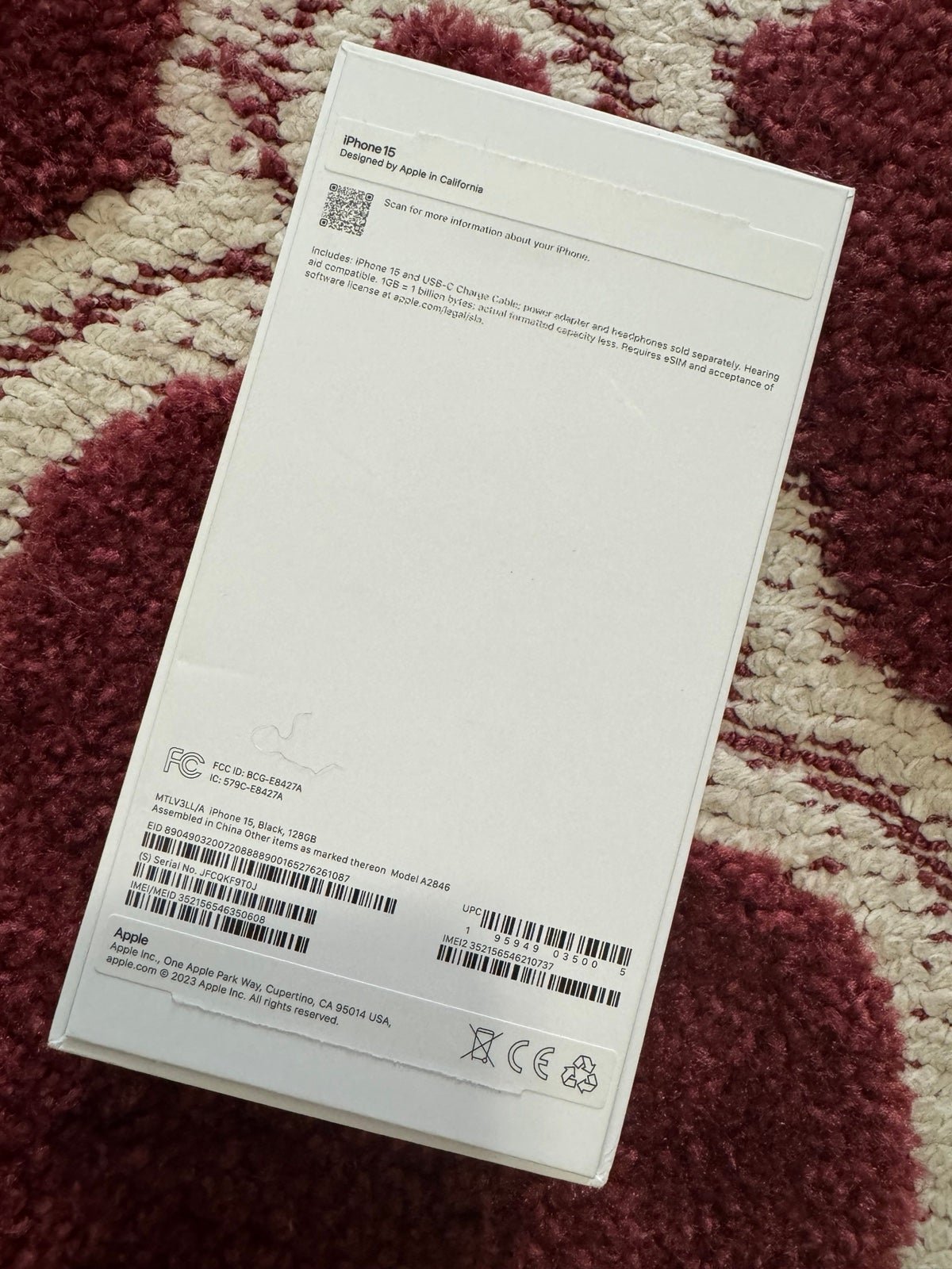 iPhone 15 black 128GB 5U31