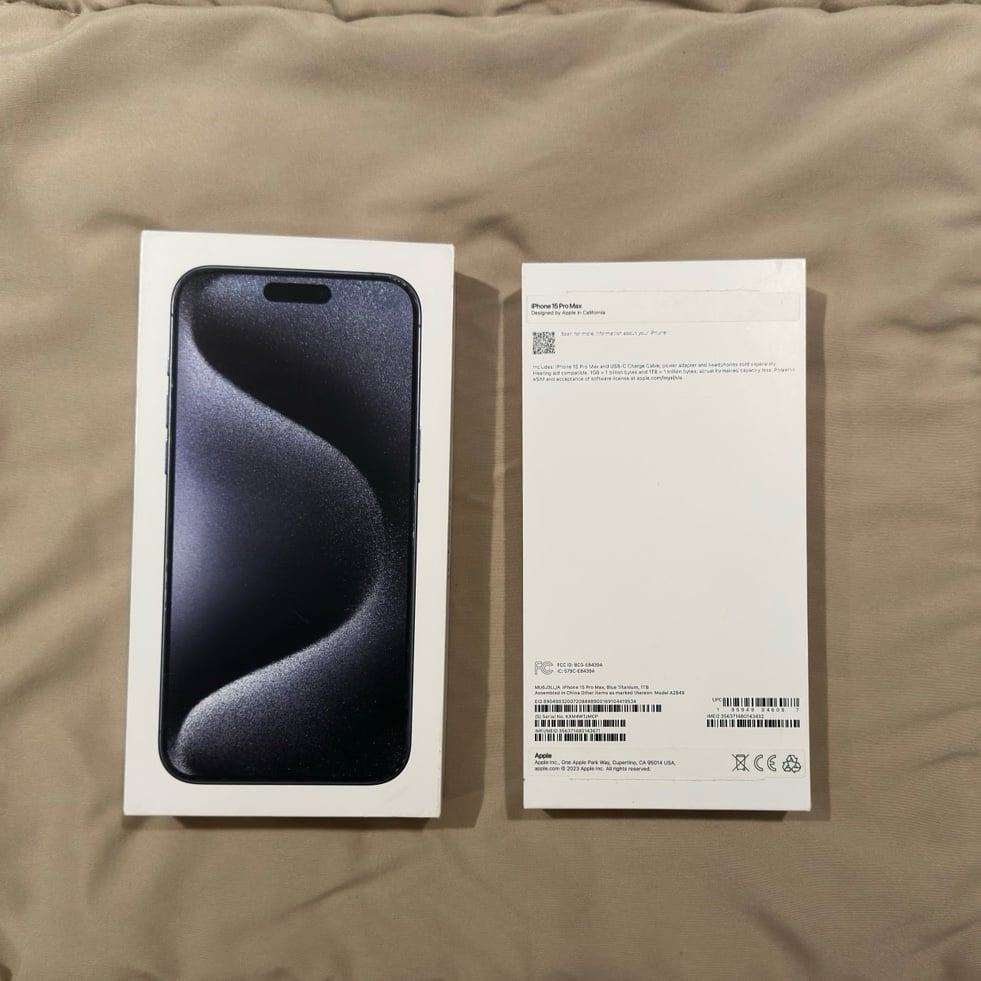 iPhone 15 Pro Max (Unlocked) 1TB Blue Titanium 8Z35