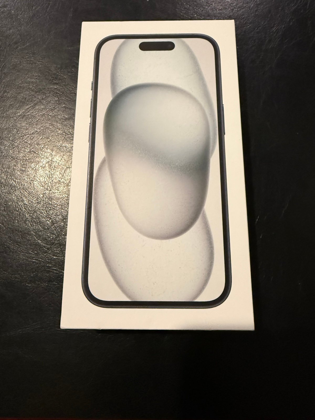 Apple iPhone 15 UNLOCKED 128GB *new**open box* 7X67