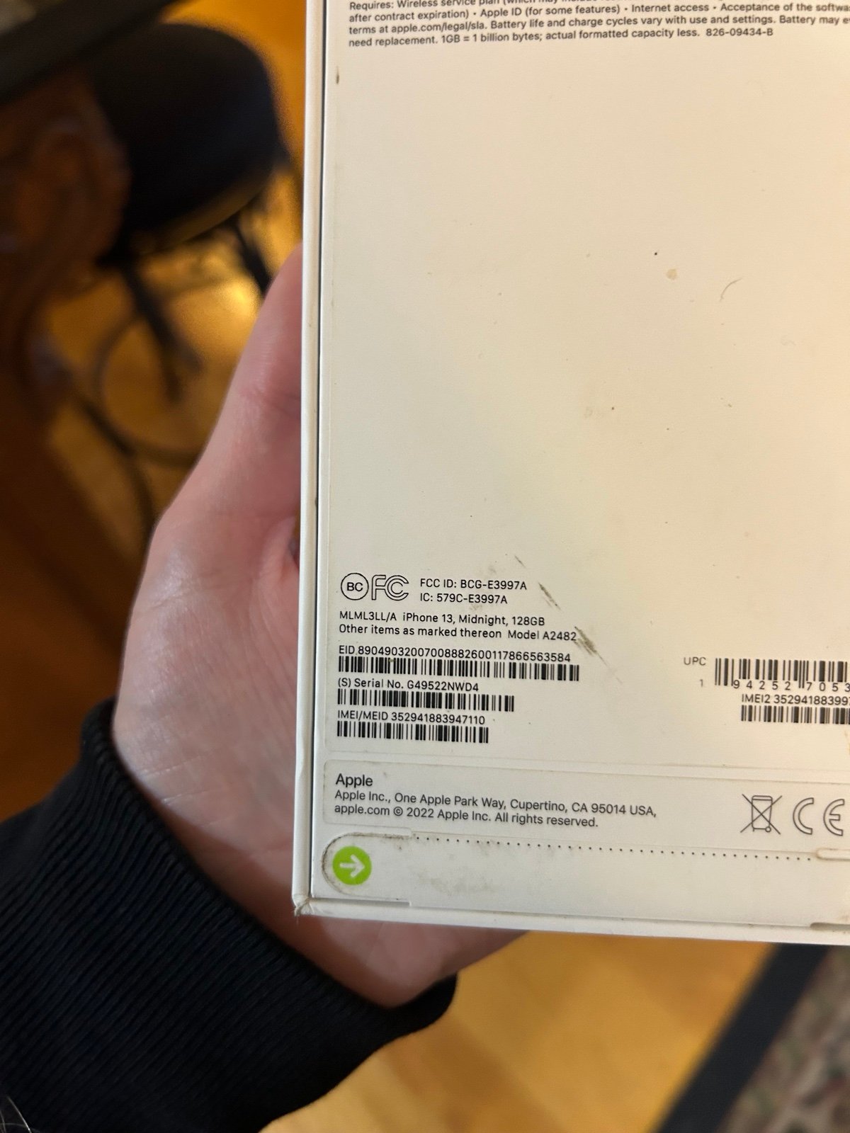 Apple iPhone 13 6G87