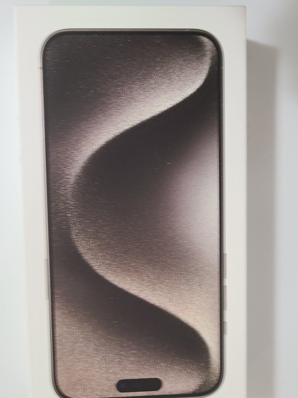 NEW in box IPhone 15 Pro max Natural Titanium LOCKED 7O29