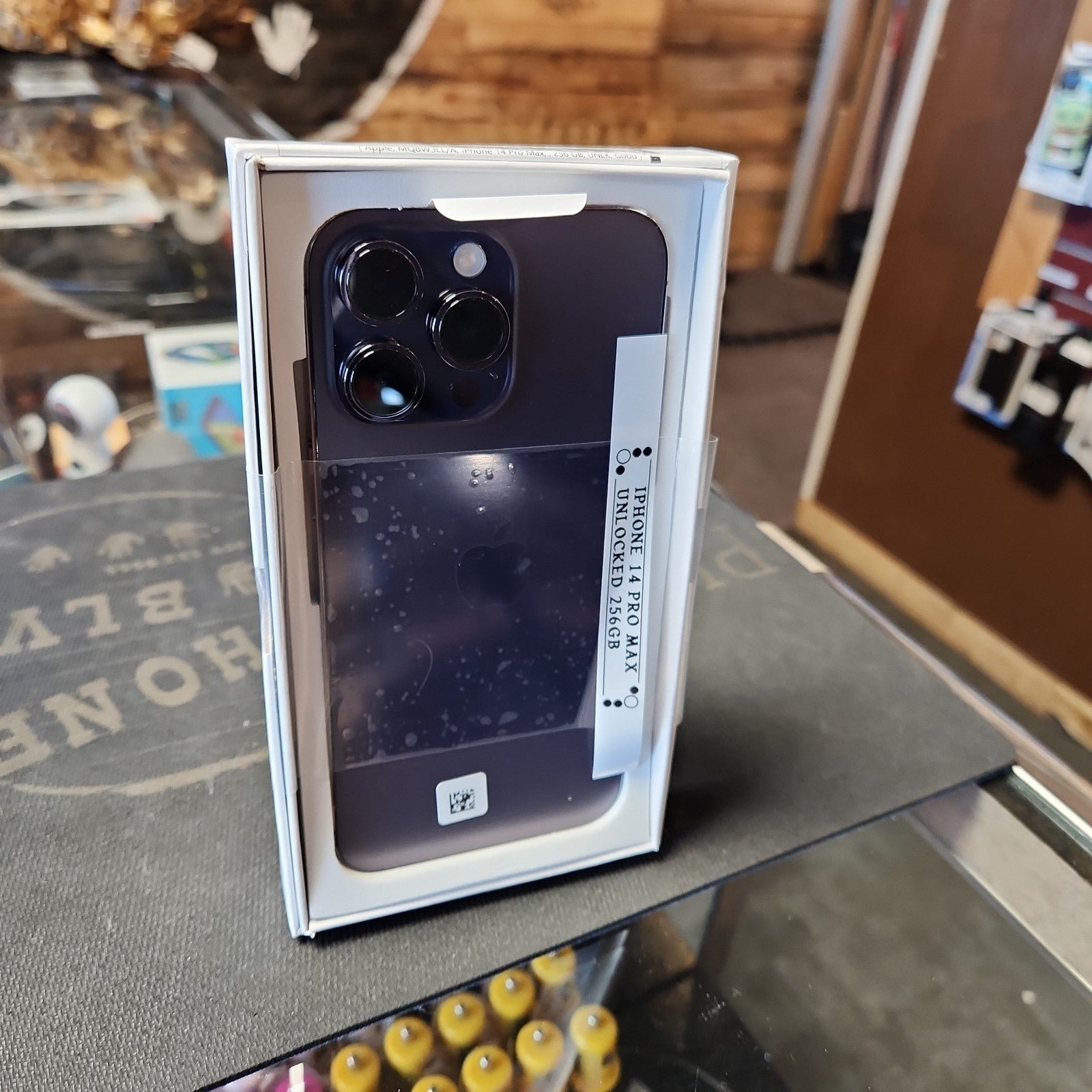 Apple iPhone 14 Pro Max 128 GB in Deep Purple for Unlocked 9Q35