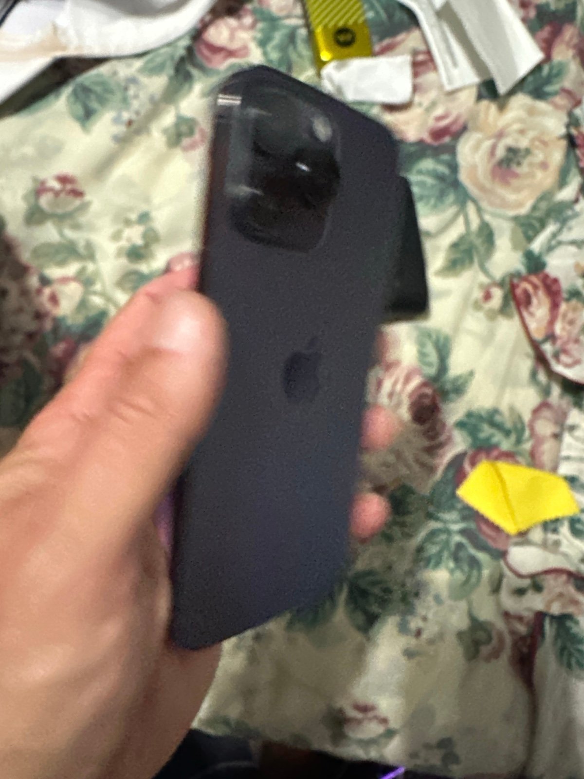 Apple iPhone 14 Pro Max 256gig UNLOCKED Beautiful Deep Purple LIKE NEW 8V83