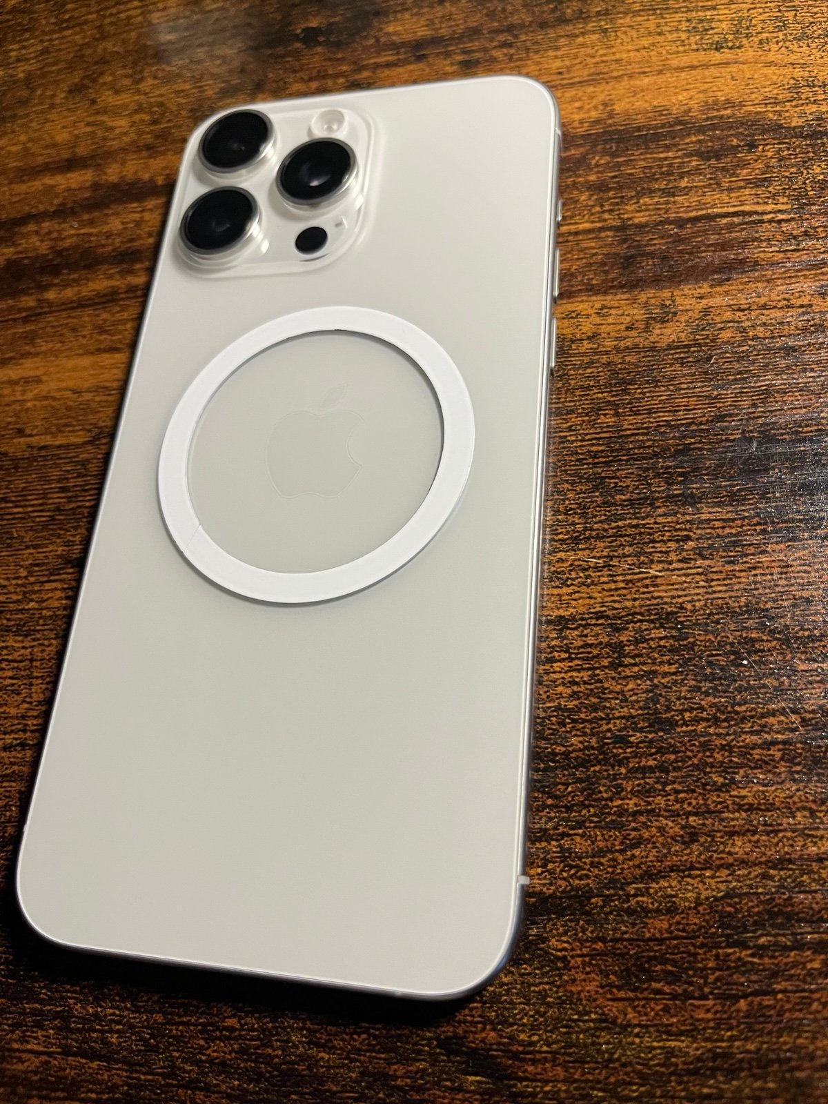 Apple iphone 15 pro max phone unlocked 7V85