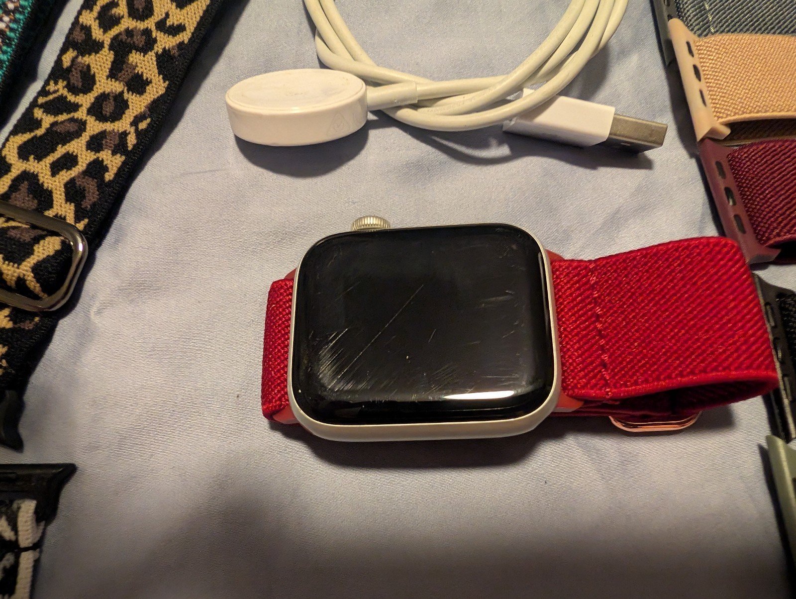 Apple iPhone 13 Pro & Series 6 44MM Apple Watch bundle 8X66