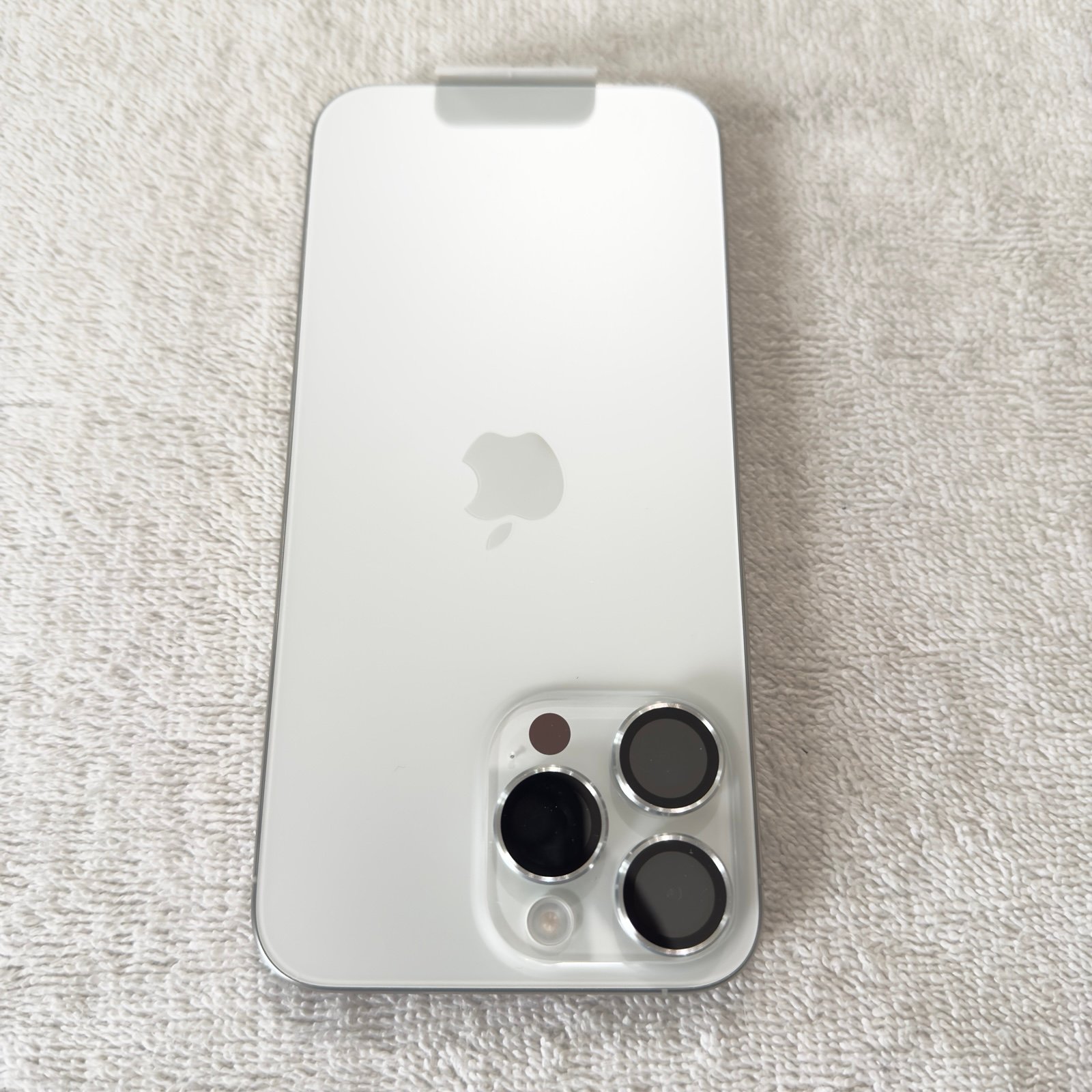 Apple iPhone 15 Pro Max - 256GB - Titanium White (Factory Unlocked) NEW! 6K86