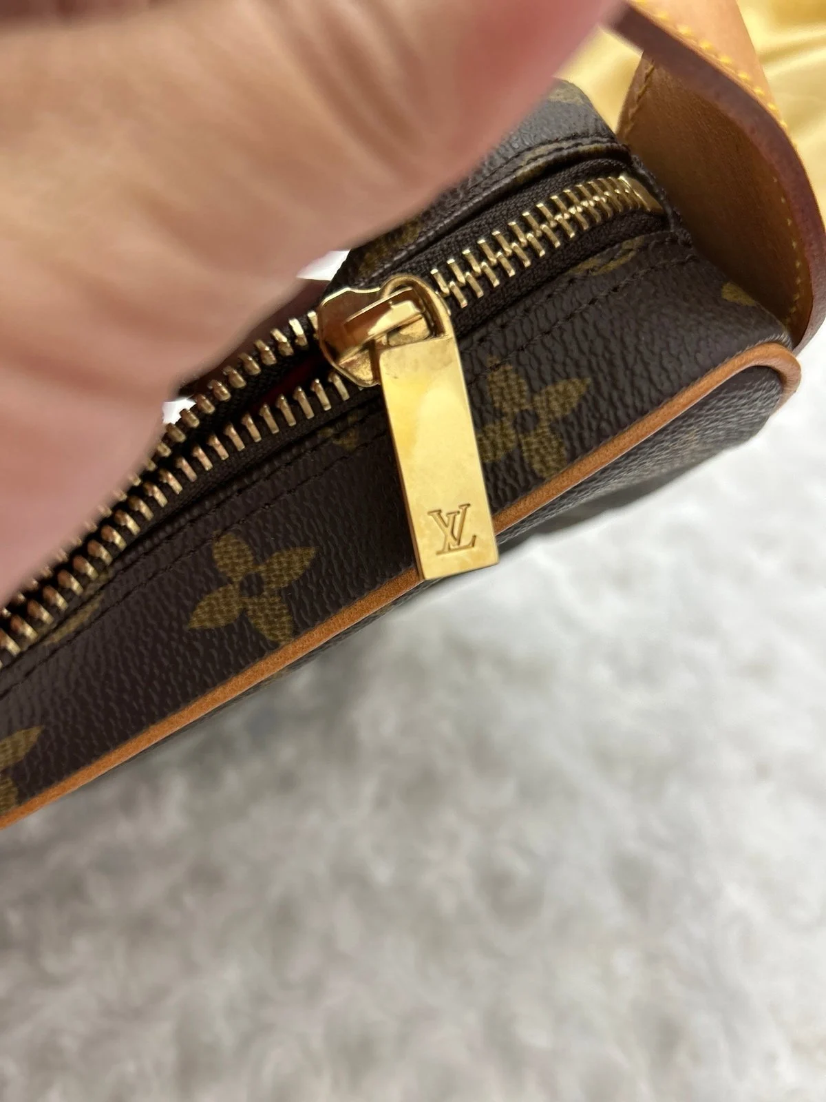 Louis Vuitton Croissant Monogram MM Brown Shoulder Bag