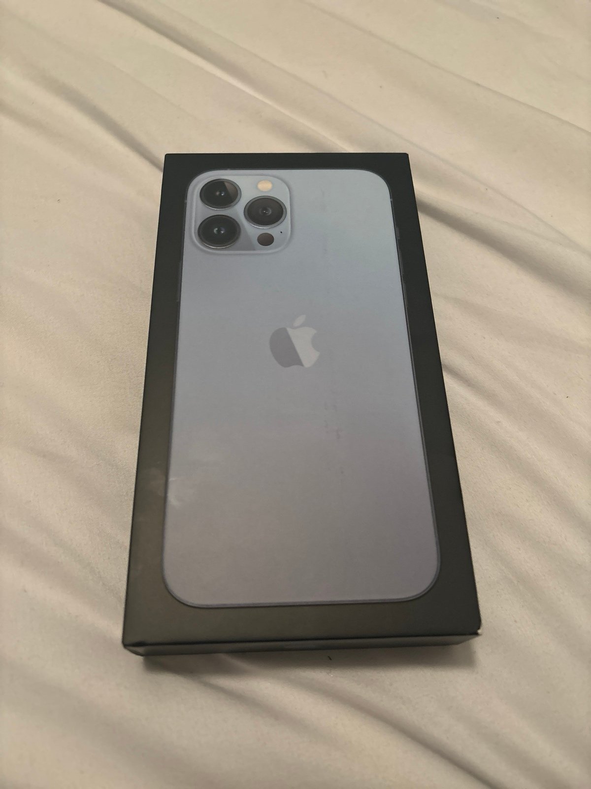 iPhone 13 Pro Max 1tb storage used 2N29