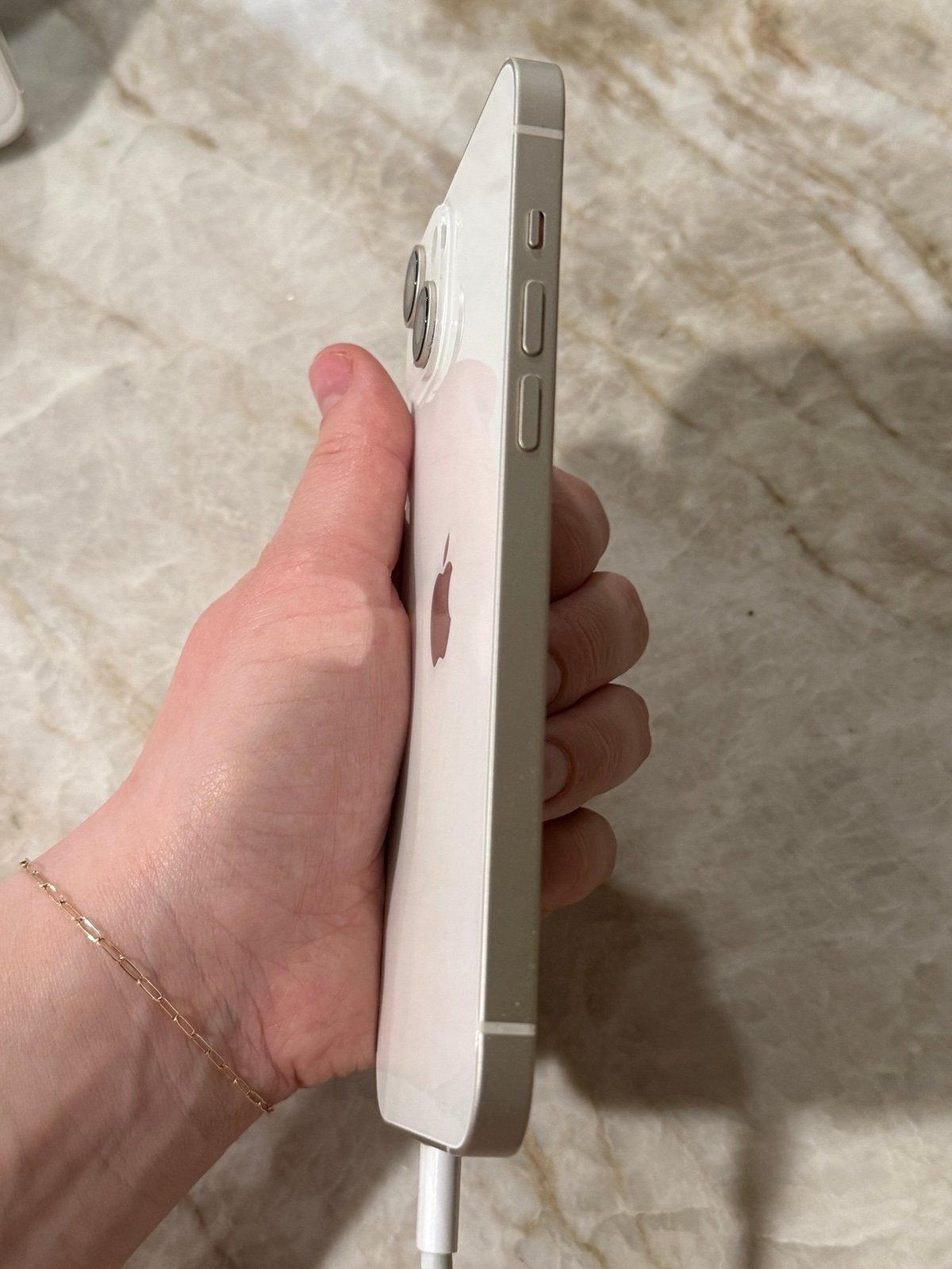 Apple iPhone 14 Plus 128 GB AT&T 7Q18