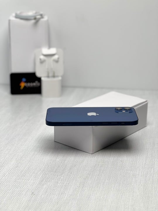 Apple iPhone 12 64GB Fully Unlocked - Blue 7N29