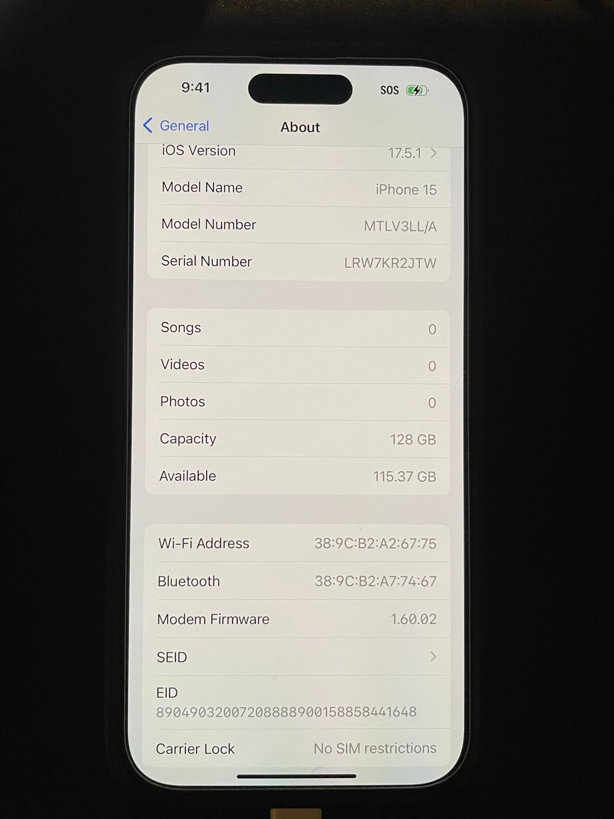 Apple iPhone 15 128gb unlocked 1R28