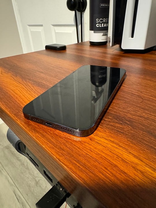 Apple iPhone 12 Pro Max 128 GB in Pacific Blue for Unlocked 7V72