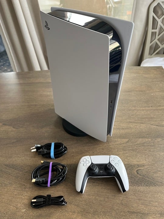 Sony PlayStation 5 Digital Edition Console With Additional 1TB NVMe SSD Storage 3L76