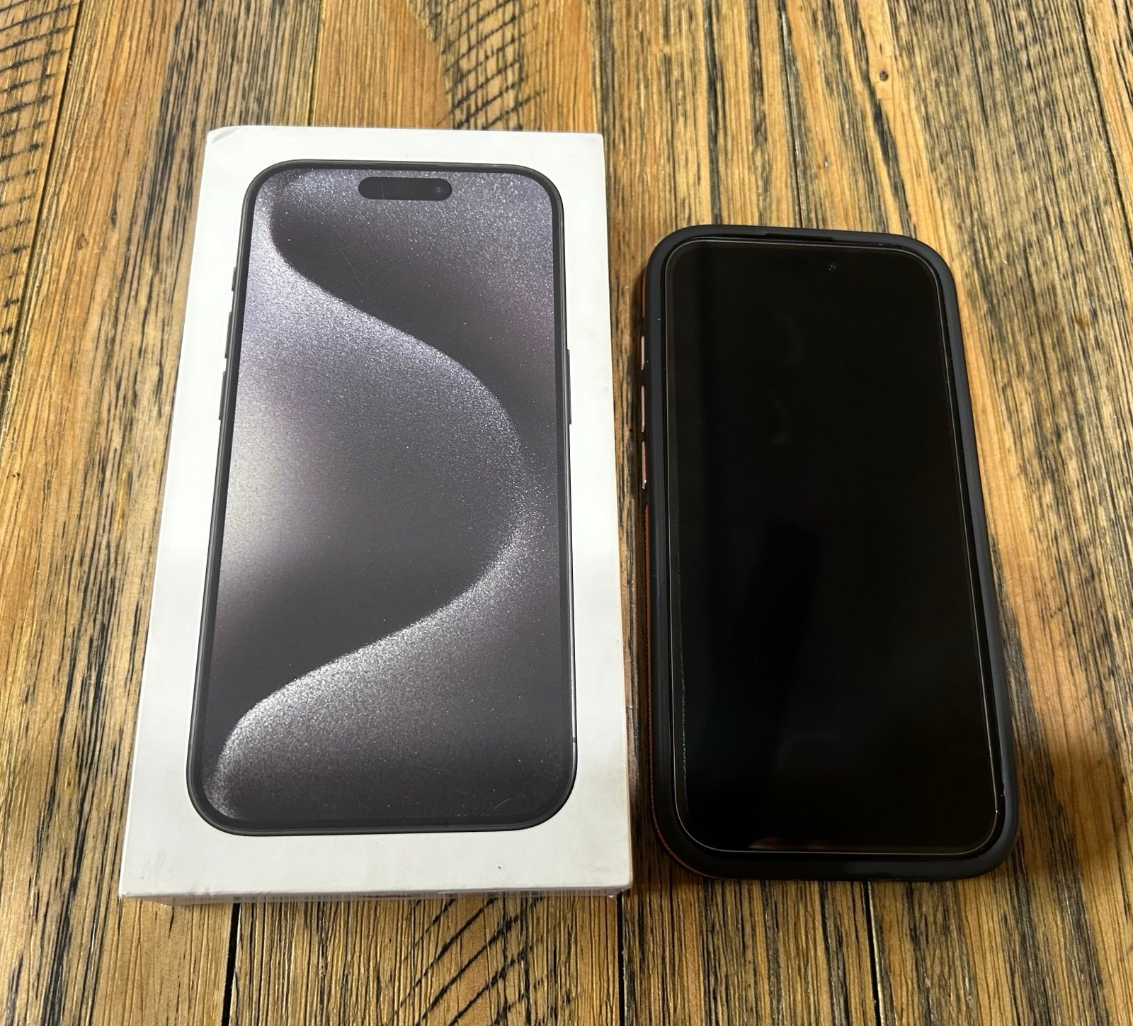 Apple iPhone 15 Pro 128GB Verizon PARTS PHONE 6E12