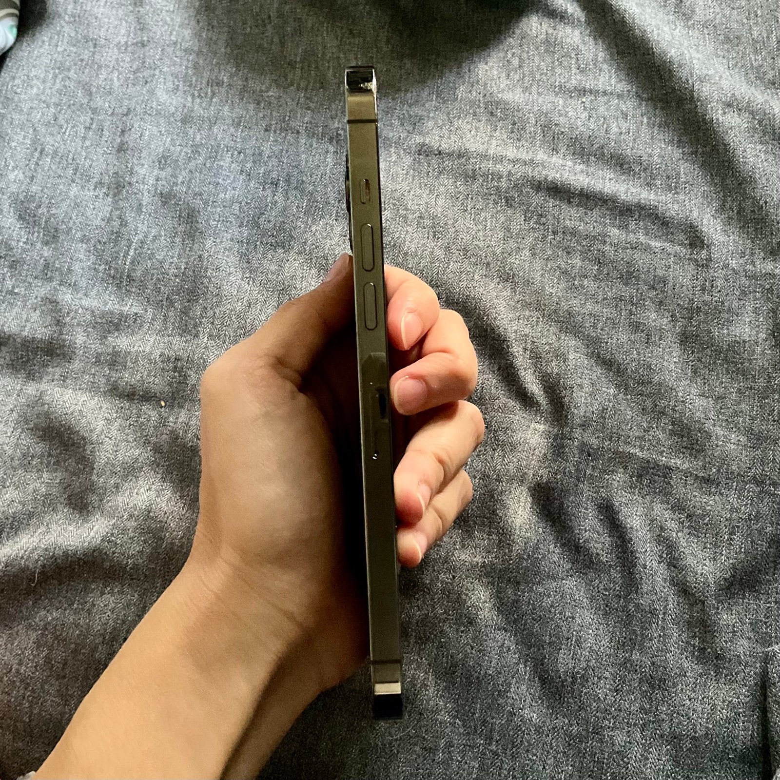 iPhone 12 pro max - unlocked 9S61