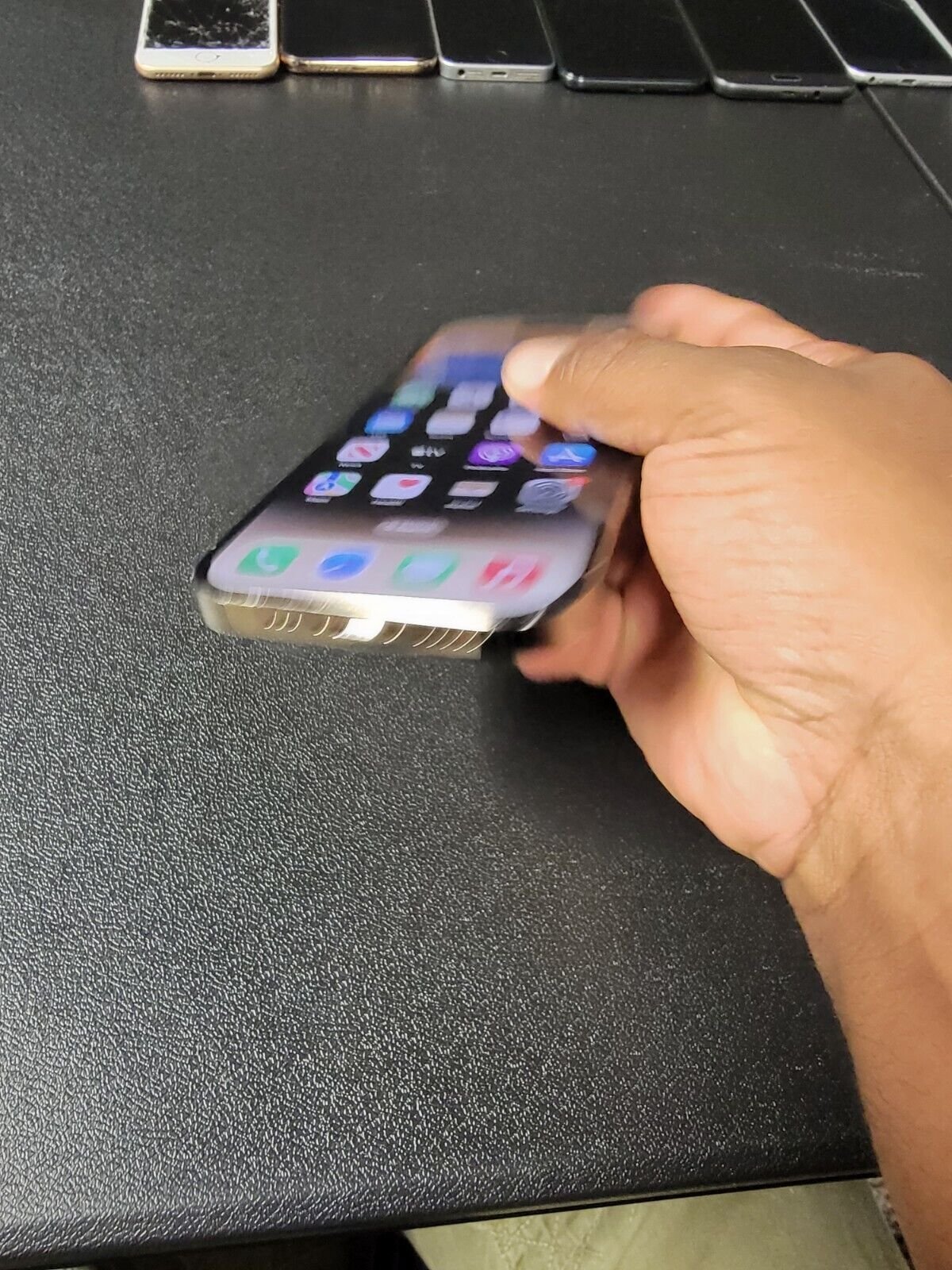 Apple iPhone 14 Pro - 128 GB - Gold (Unlocked) 1U67