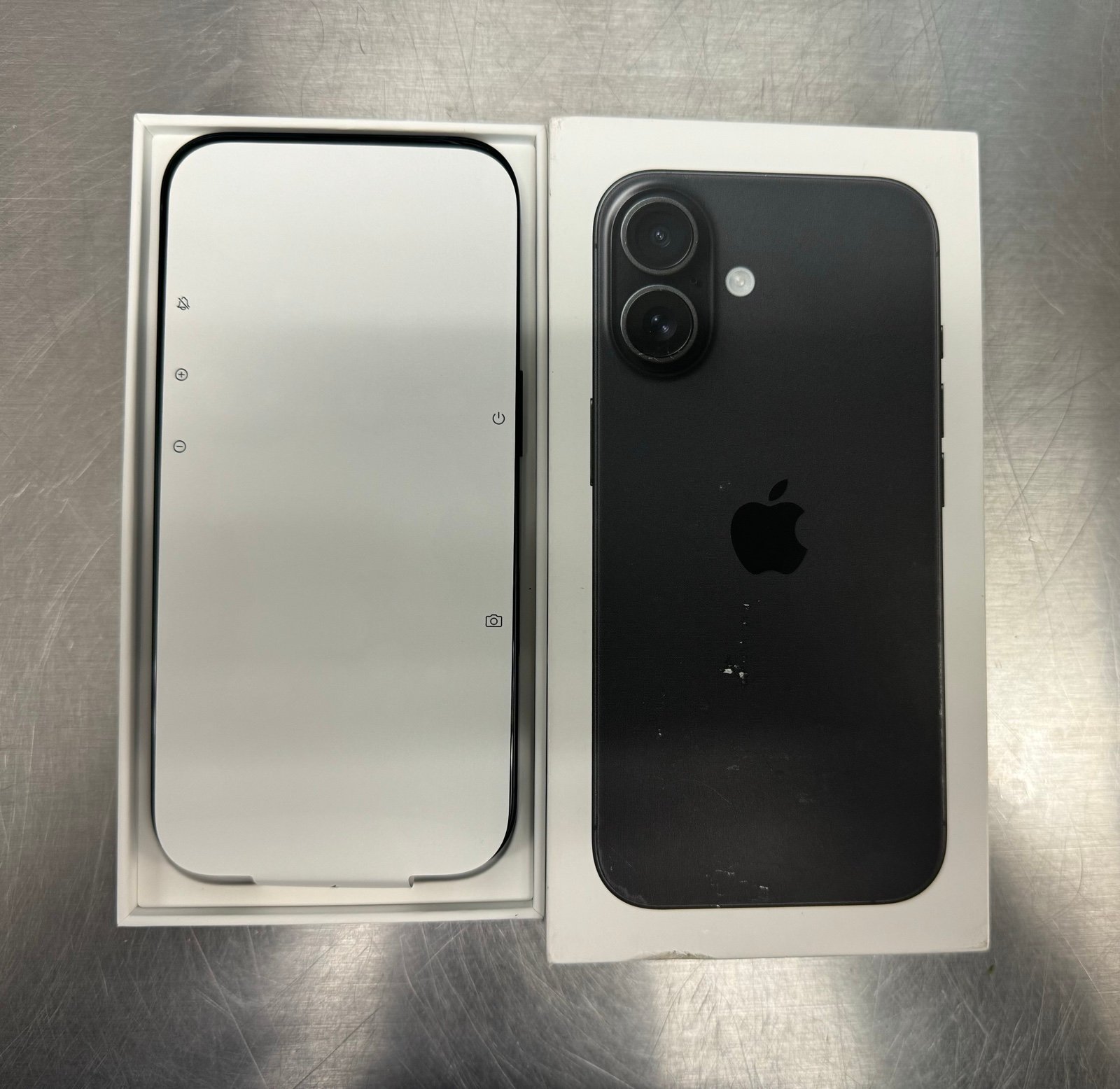 Iphone 16 (128gb-Unlocked) *Brand New* 8W95