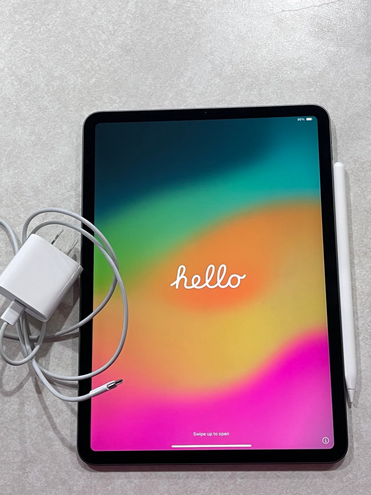 iPad Pro 11 inch 3rd generation with Apple Pencil and Screen Protector 3T87