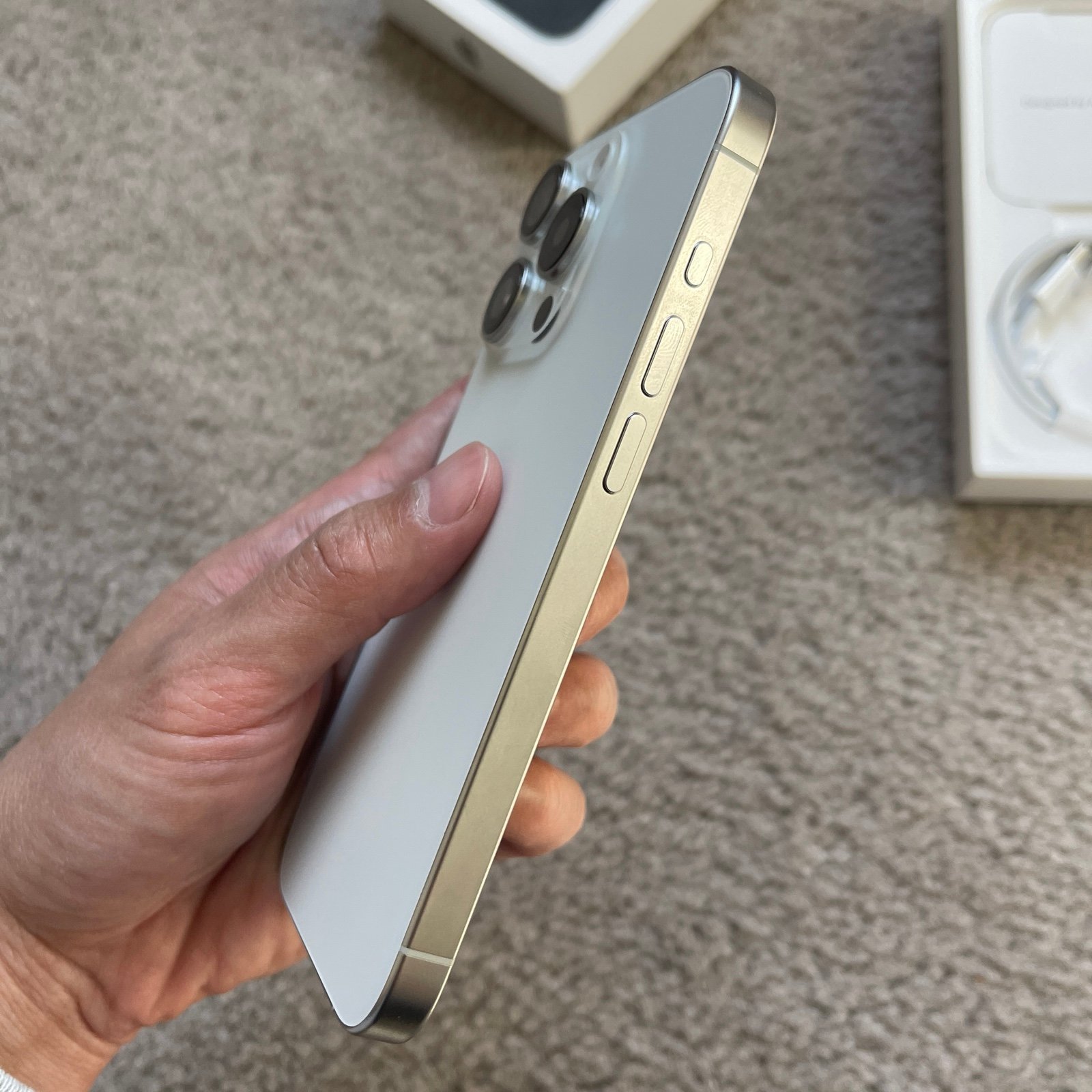 Iphone 15 pro 256gb 5C28