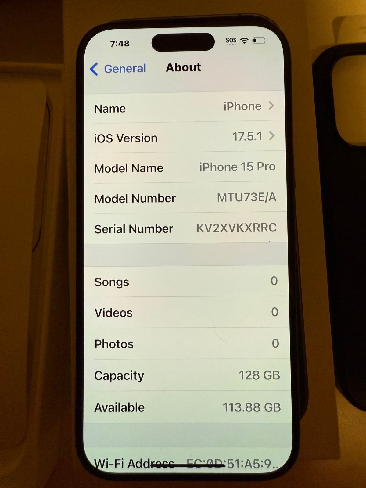 iPhone 15 pro 128 gb black with black apple case 8C12