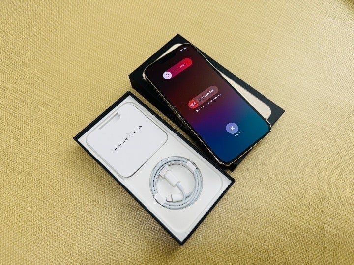 Apple iPhone 13 Pro Max 128 GB Gold (UNLOCKED) 3E38