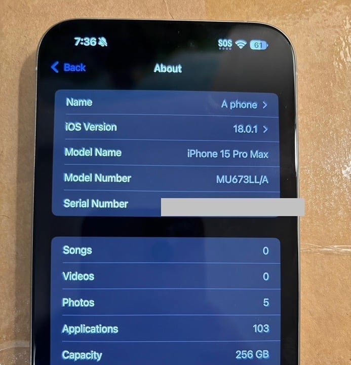 iPhone 15 Pro Max 256GB White Titanium Unlocked 6Q18