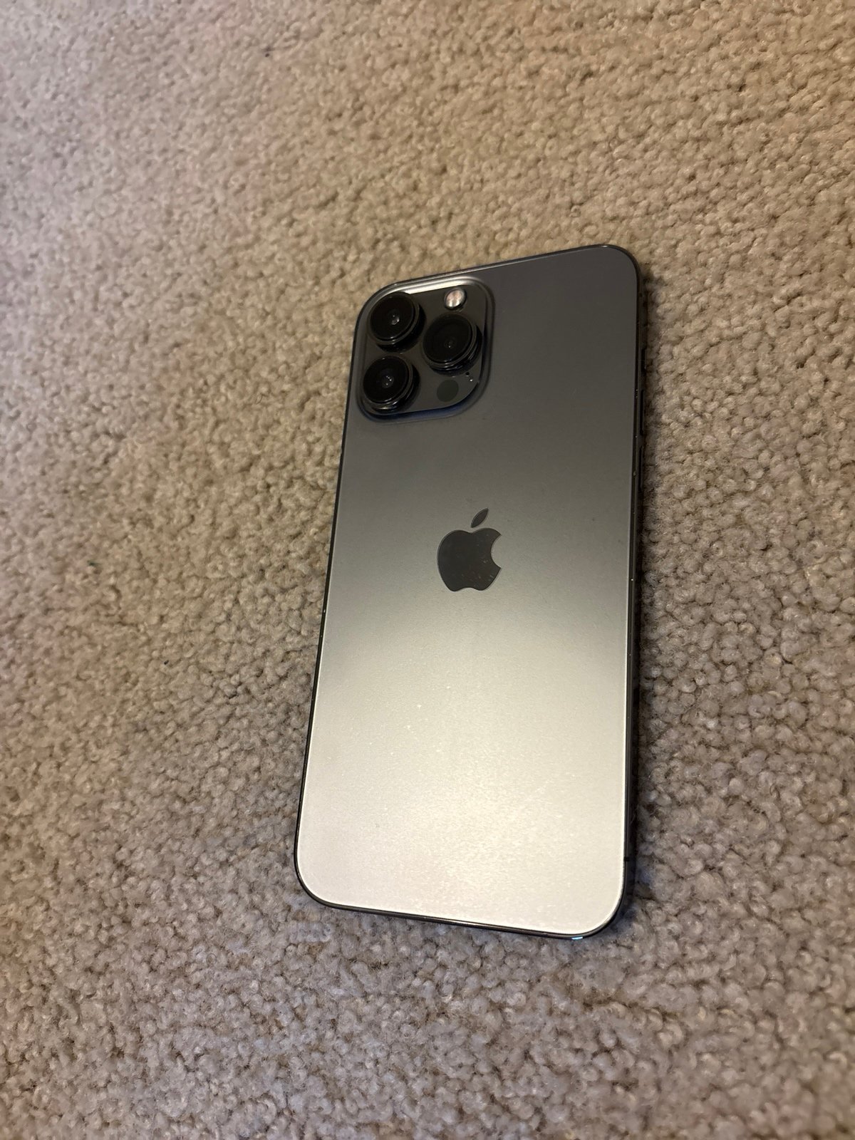 iPhone 13 Pro Max 6L95