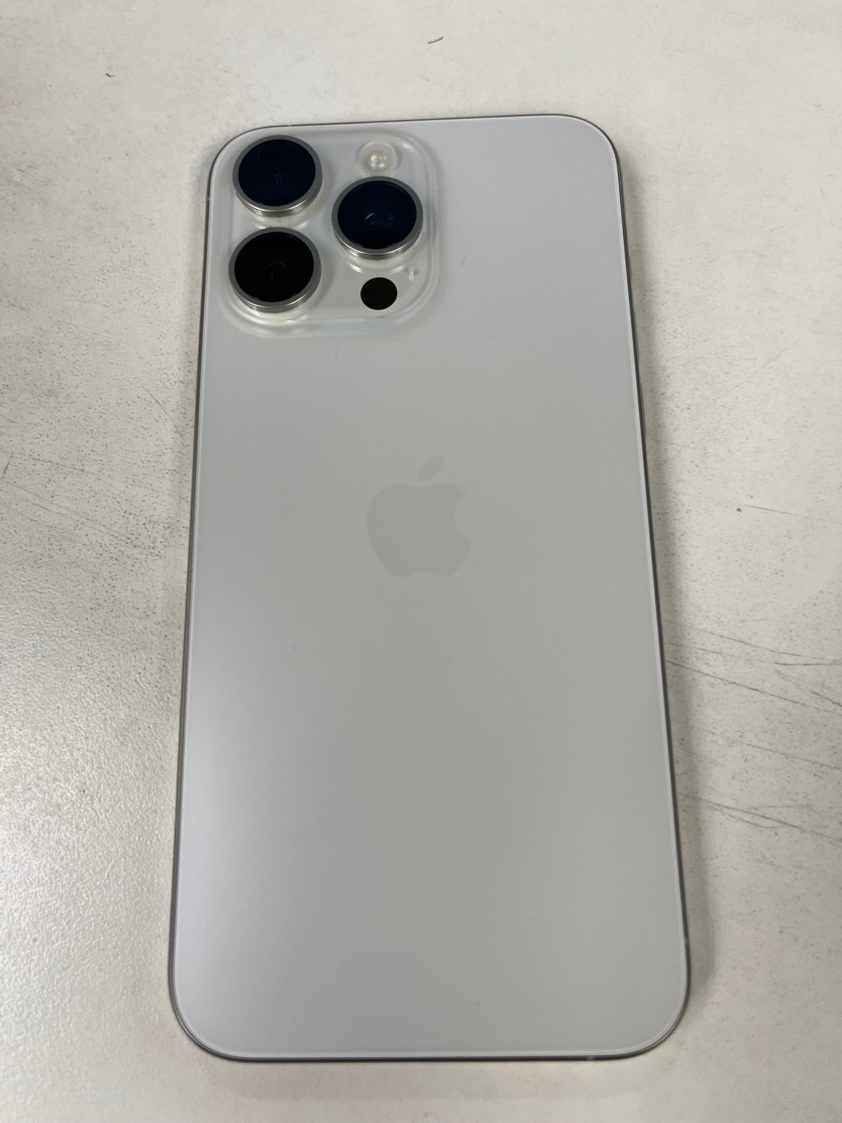 Apple iphone 15 pro max phone unlocked 3N12