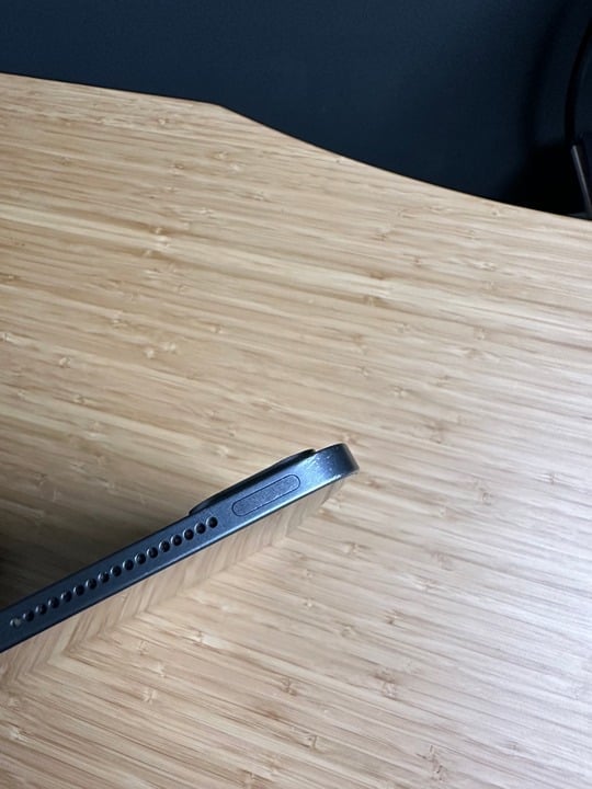 iPad Pro 12.9-inch 128GB (4th Generation) Wi-Fi + Cellular UNLOCKED 2W22