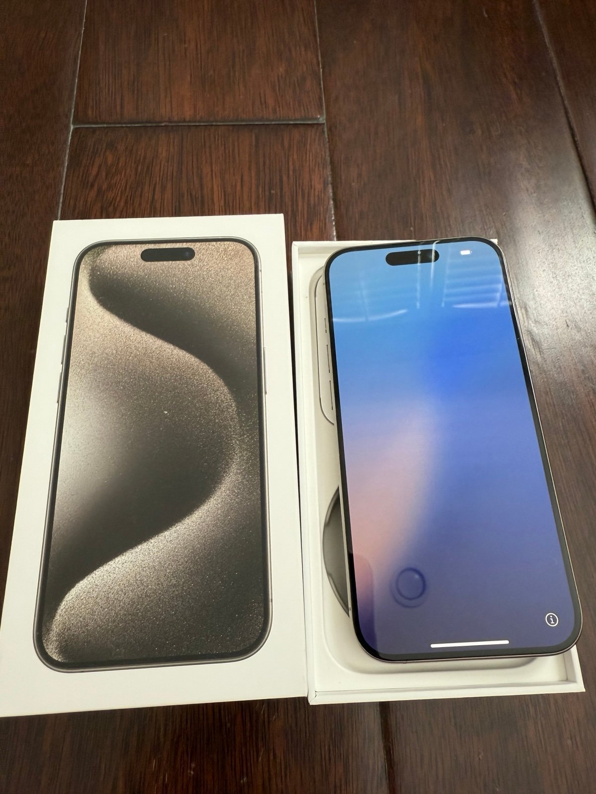 iPhone 15 pro unlocked 128GB 7F18