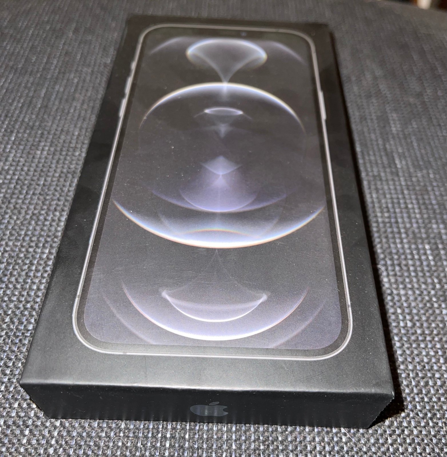 Apple iPhone 12 Pro Max w/box and acc. - 512 GB  - Unlocked - Graphite - 8/10 9E55