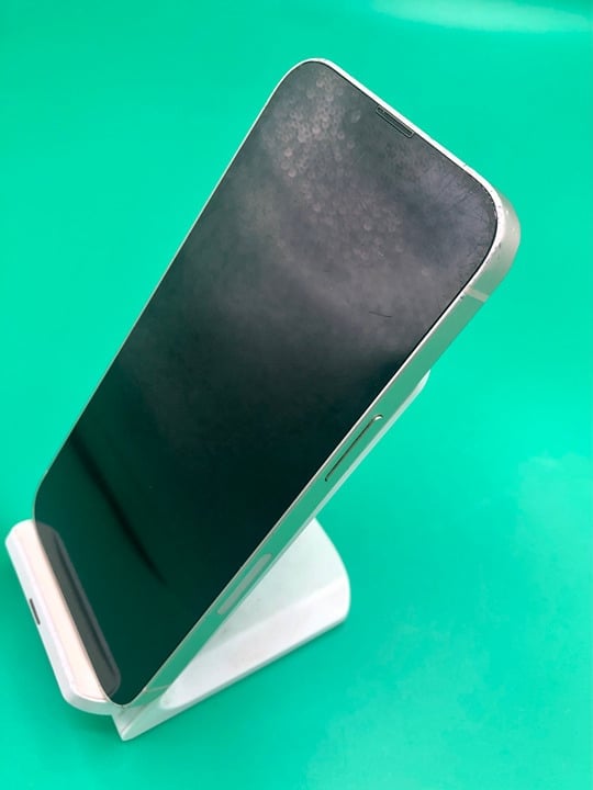 Apple iPhone 13 128 GB in Starlight for Cricket 1D76