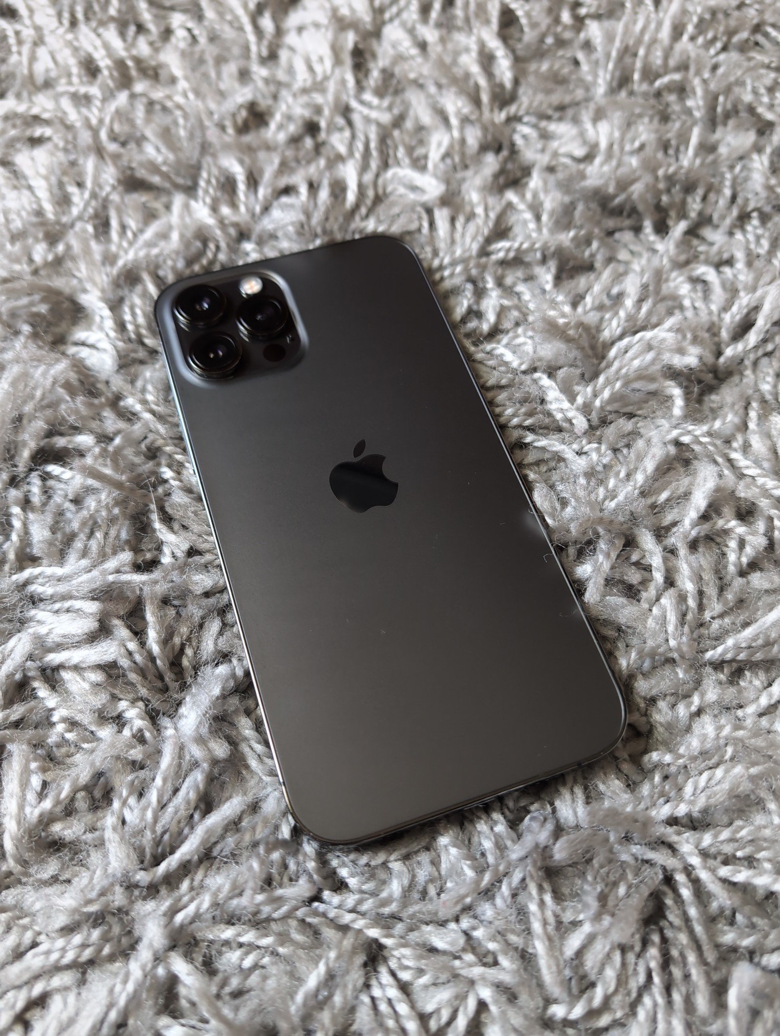 iPhone 12 Pro Max - 128GB  (Graphite) 1P28