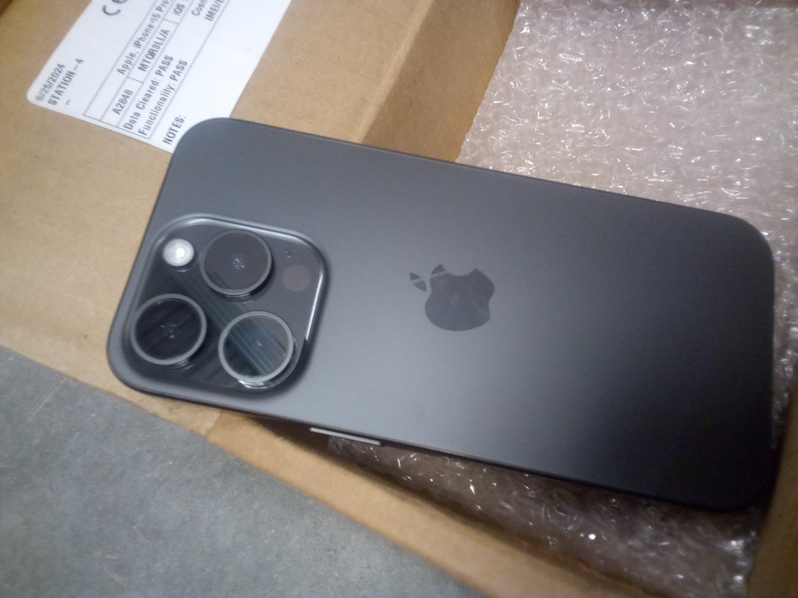 iPhone 15 Pro 256 GB BLK Unlocked 5V11