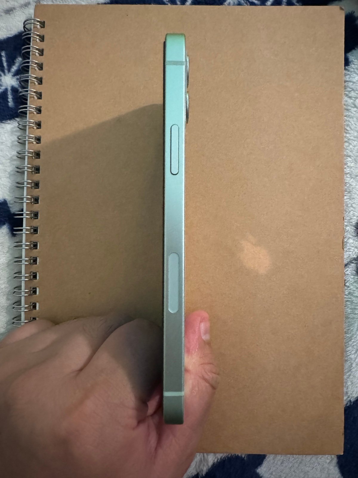 Apple iPhone 12 128gb white unlocked phone 2U55