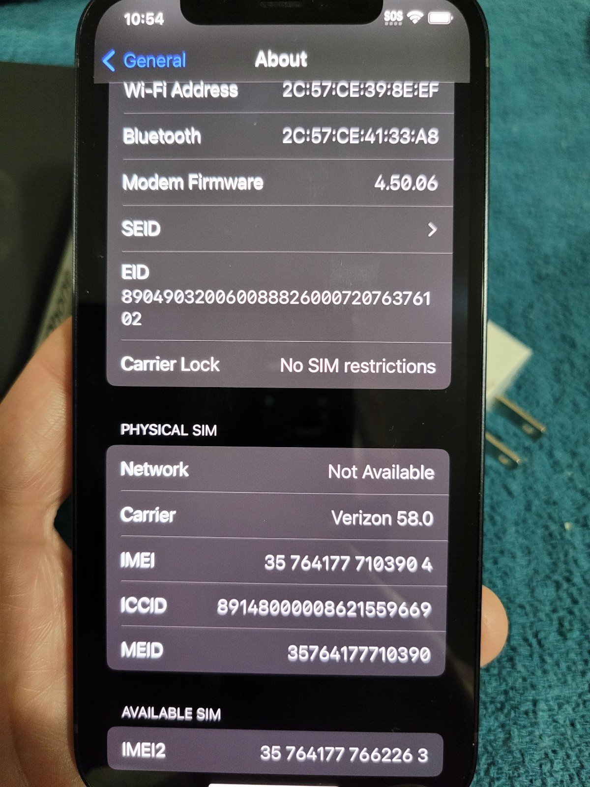 Apple iPhone 12 64 gb unlocked 8C98