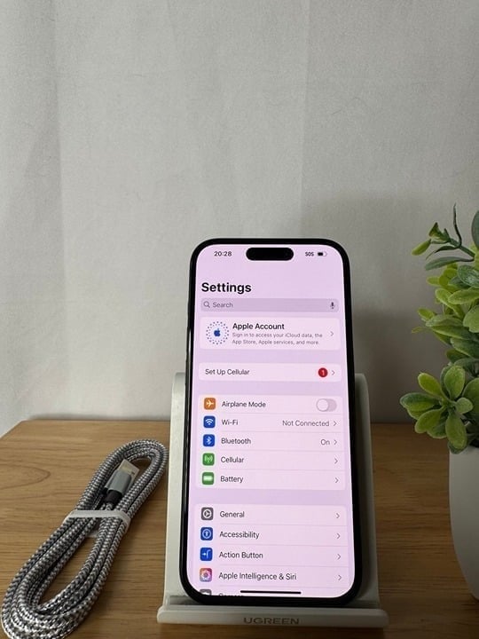 Apple iPhone 15 Pro 256GB in Black Titanium for Unlocked 6B28