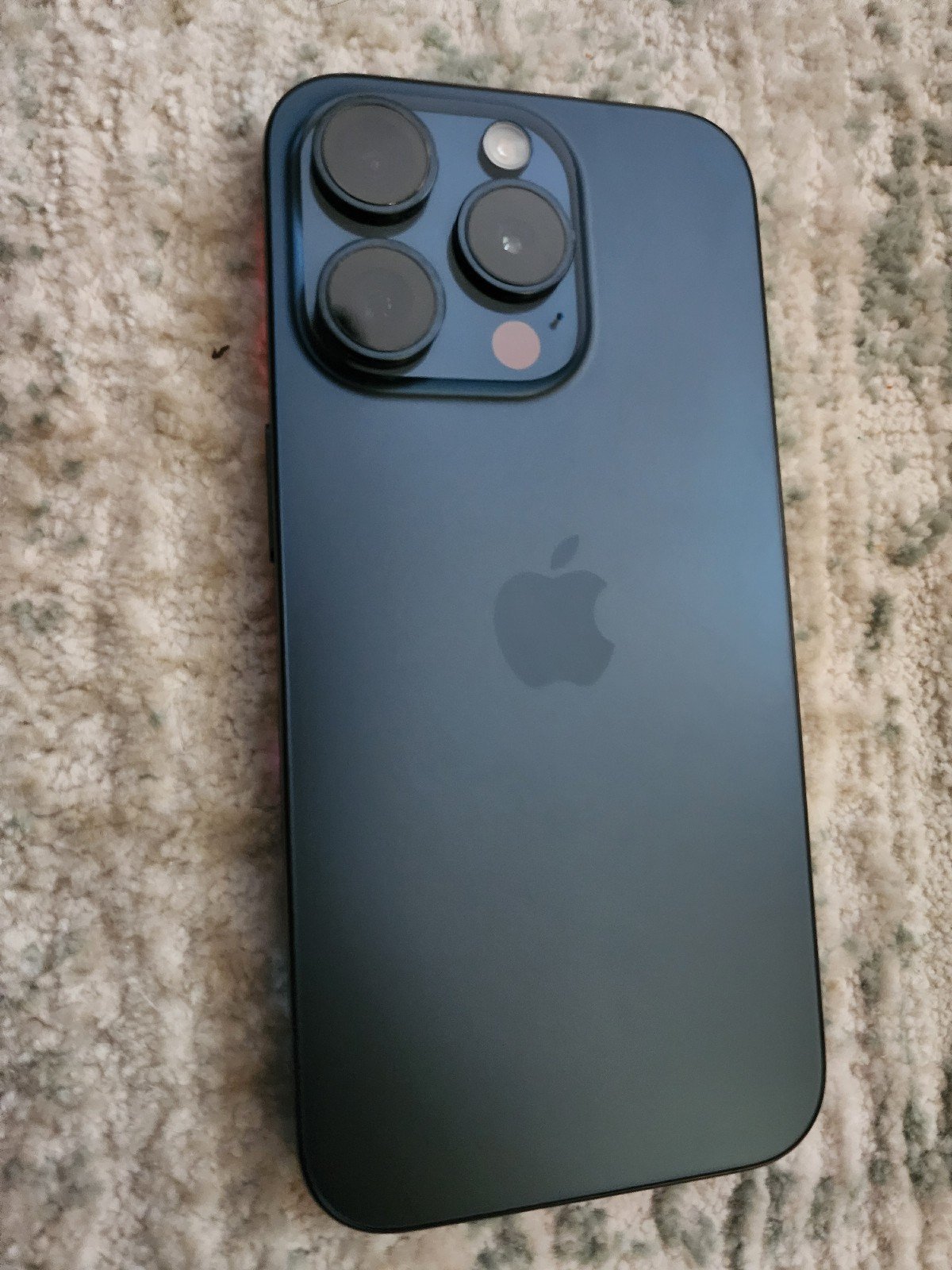 Apple iPhone 15 pro 128GB T mobile 3R68