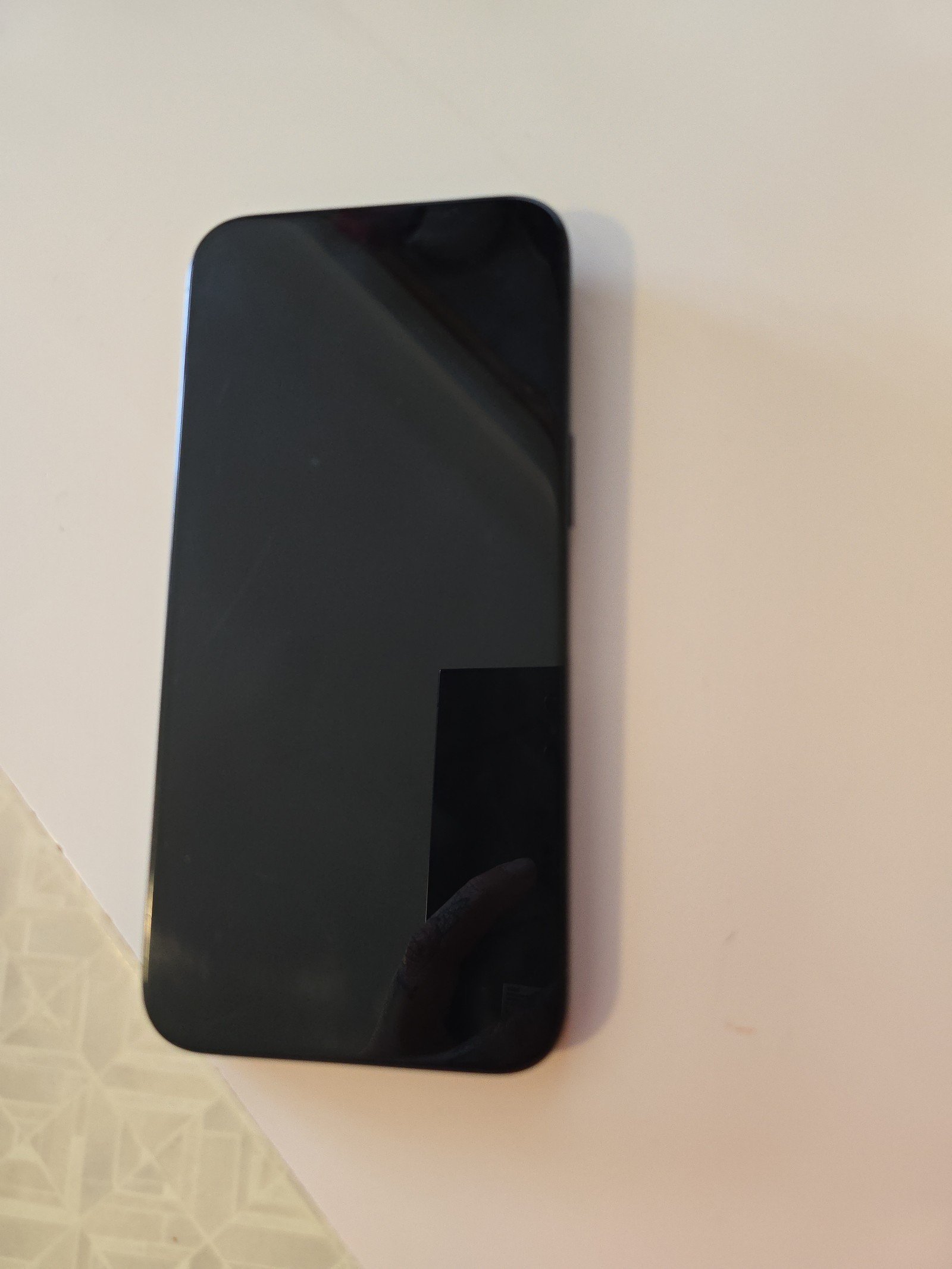 Apple iphone 15 pro max 9Y18