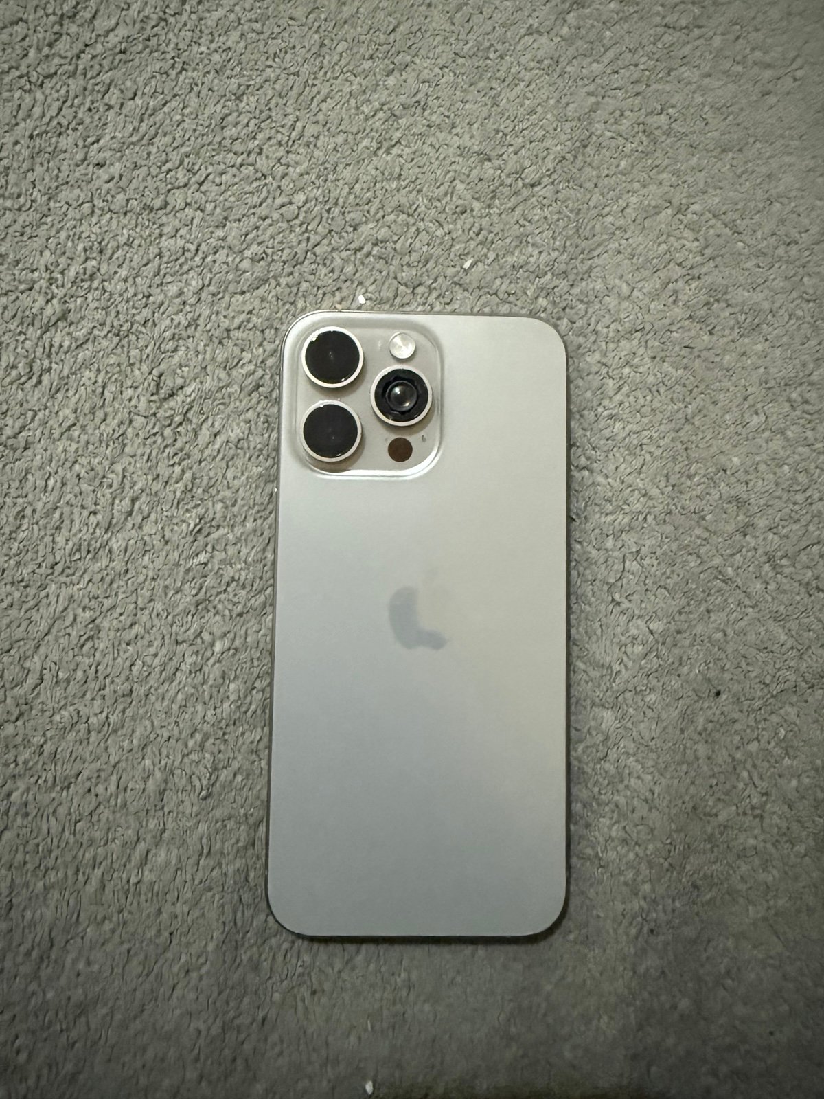 Apple iphone 15 pro max phone unlocked 3L68