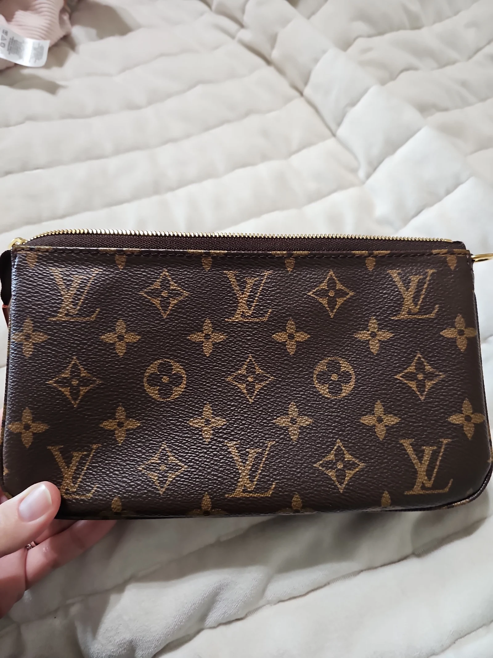 Louis Vuitton Pouchette Accessoires