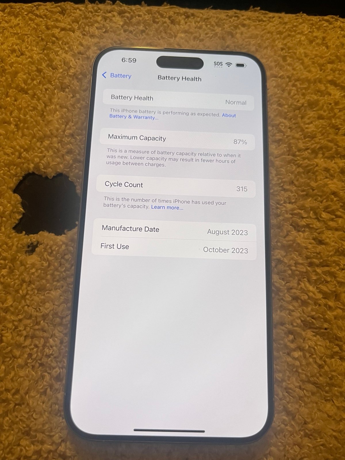 iPhone 15 pro max white 256gb unlocked 2L55