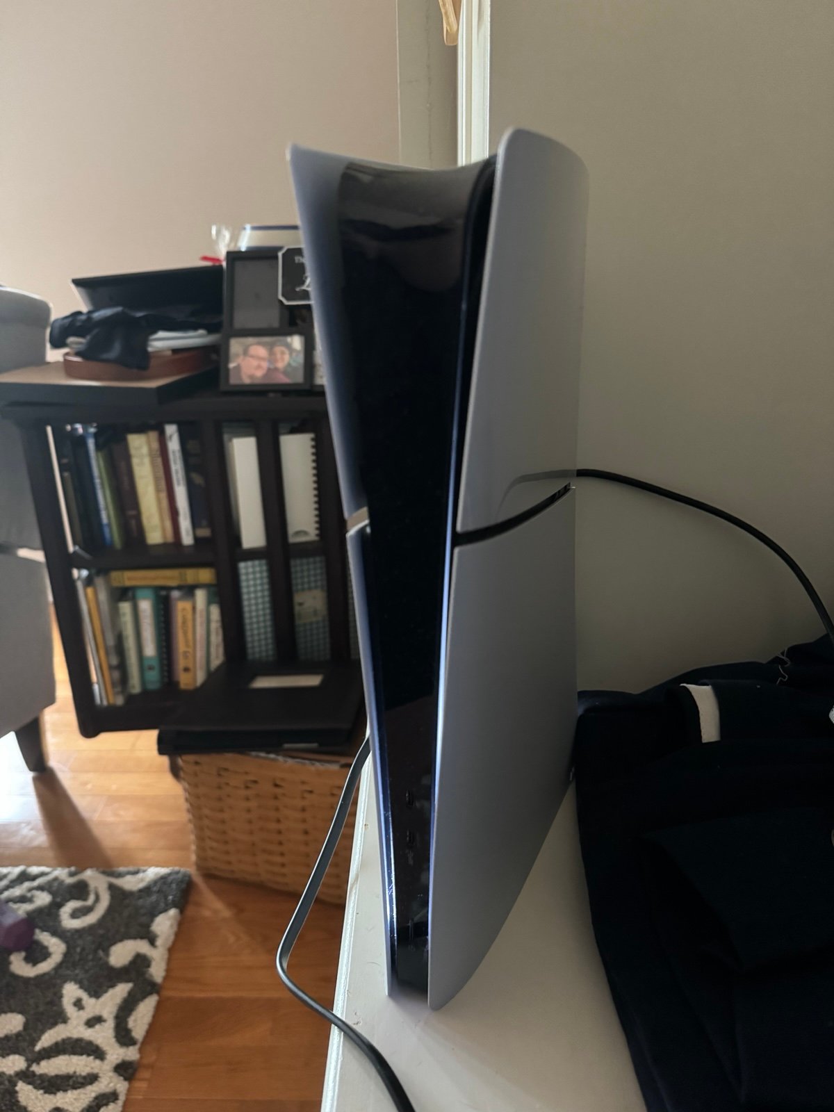 PlayStation 5 825 GB White Digital Edition Like New 9A66