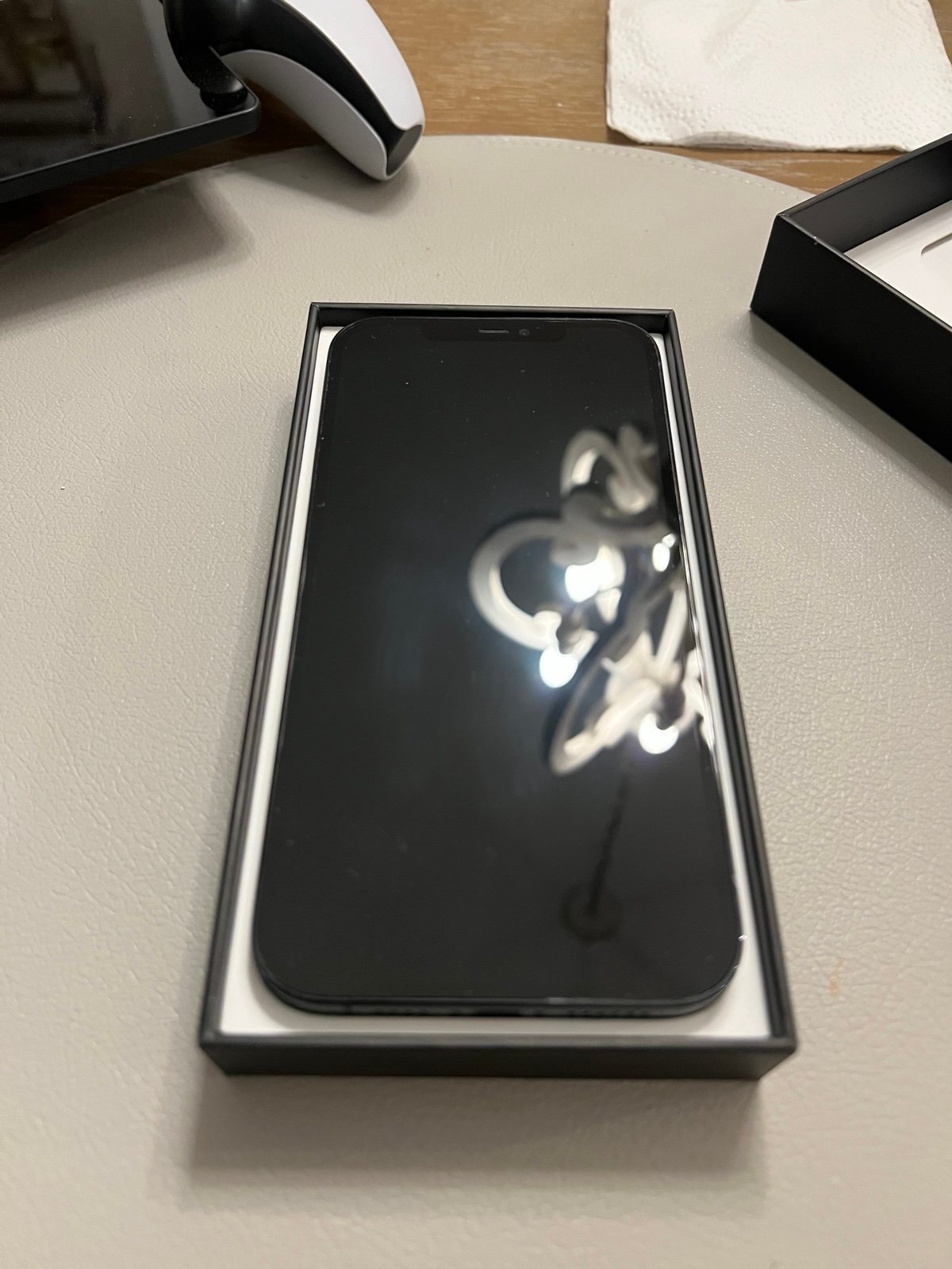 iphone 12 pro max phone unlocked 1B37